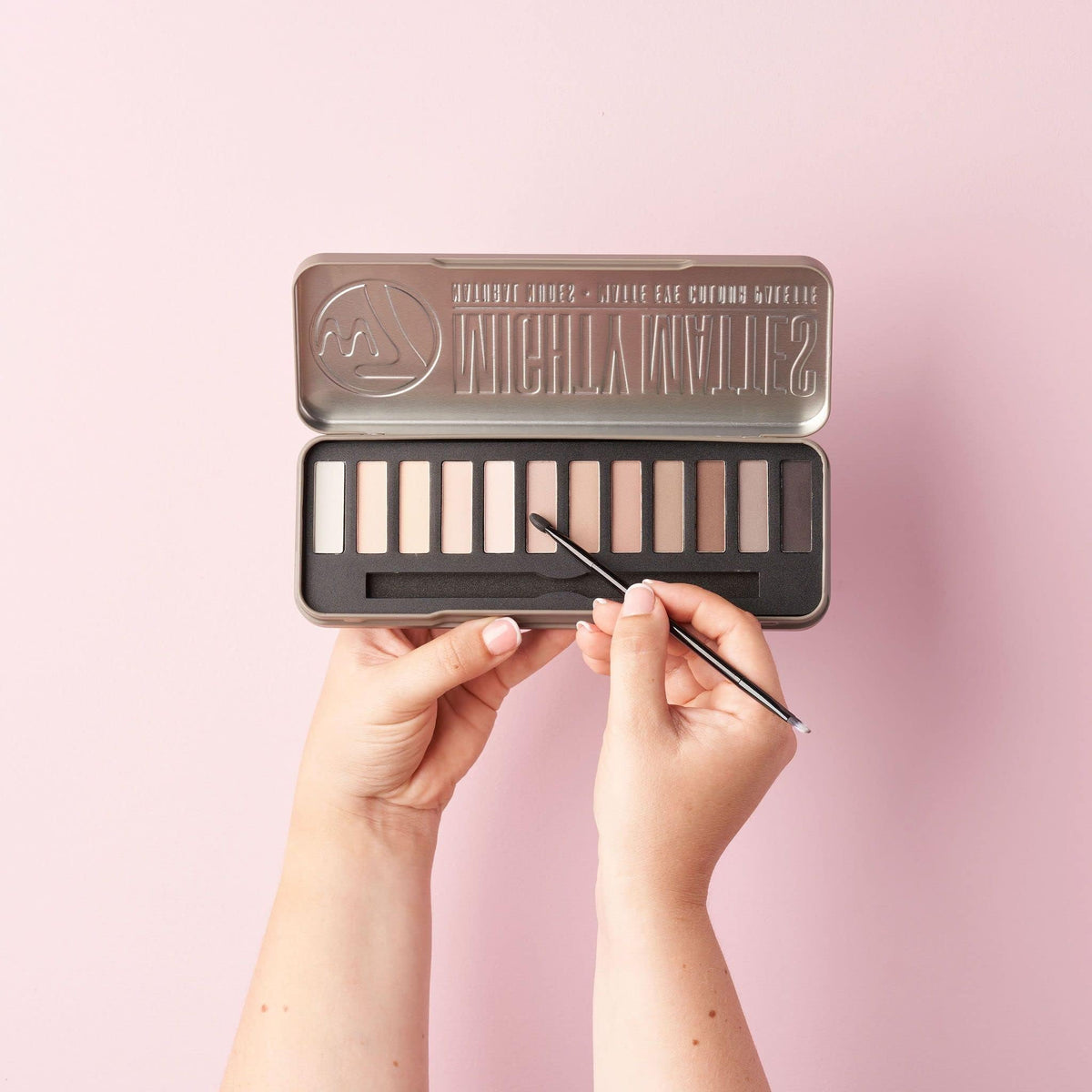 12 Nude Shades Eyeshadow Palette T497583