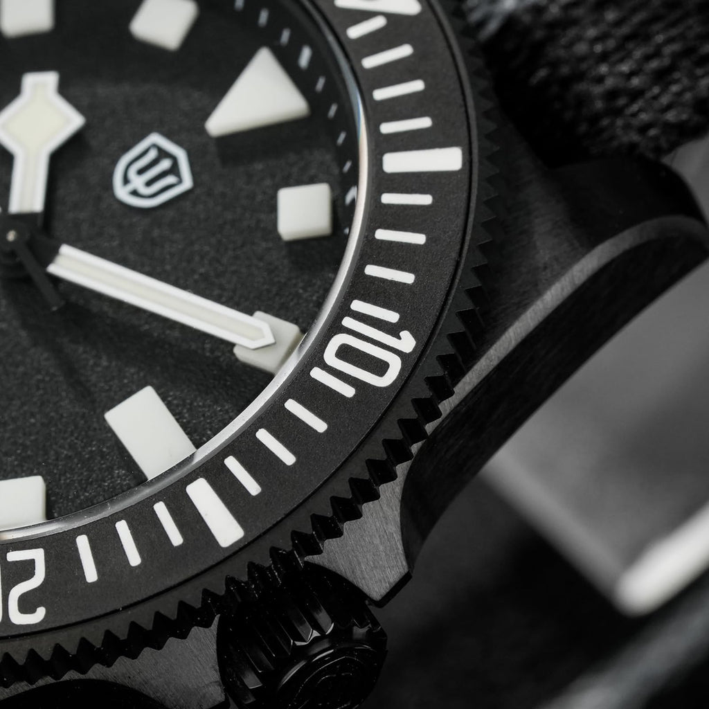 40mm Titanium Dive Watch K260897